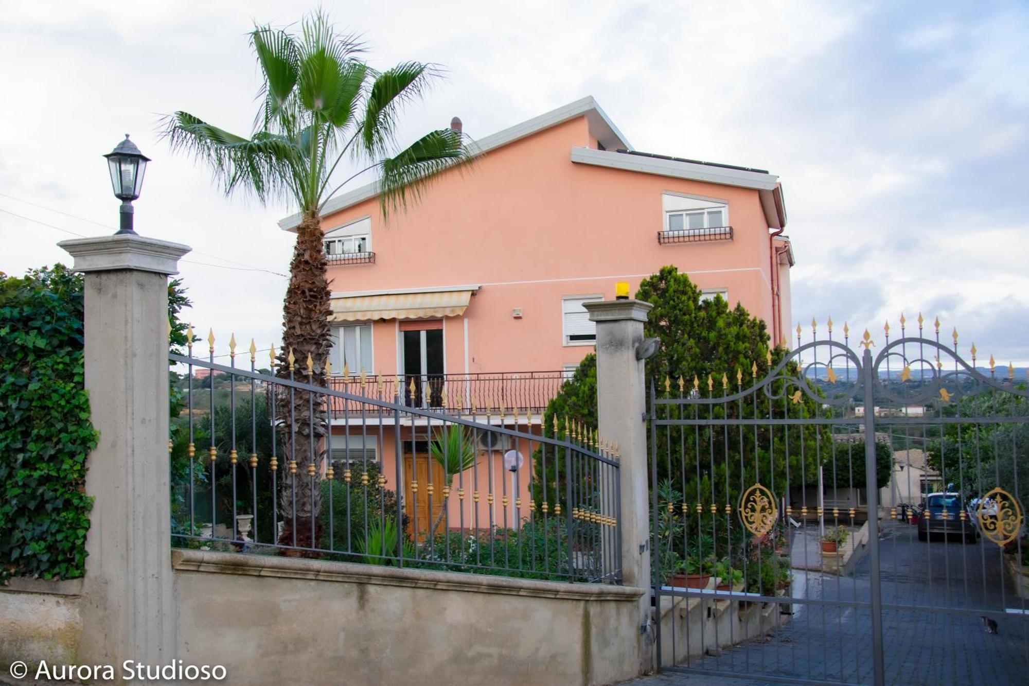 קלטג'ירונה B&B L'Incanto Degli Artisti מראה חיצוני תמונה